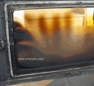 Conseils pour nettoyer la vitre d'un insert de cheminée