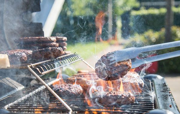 Quels sont les différents types de cuisson au barbecue simplyfeu